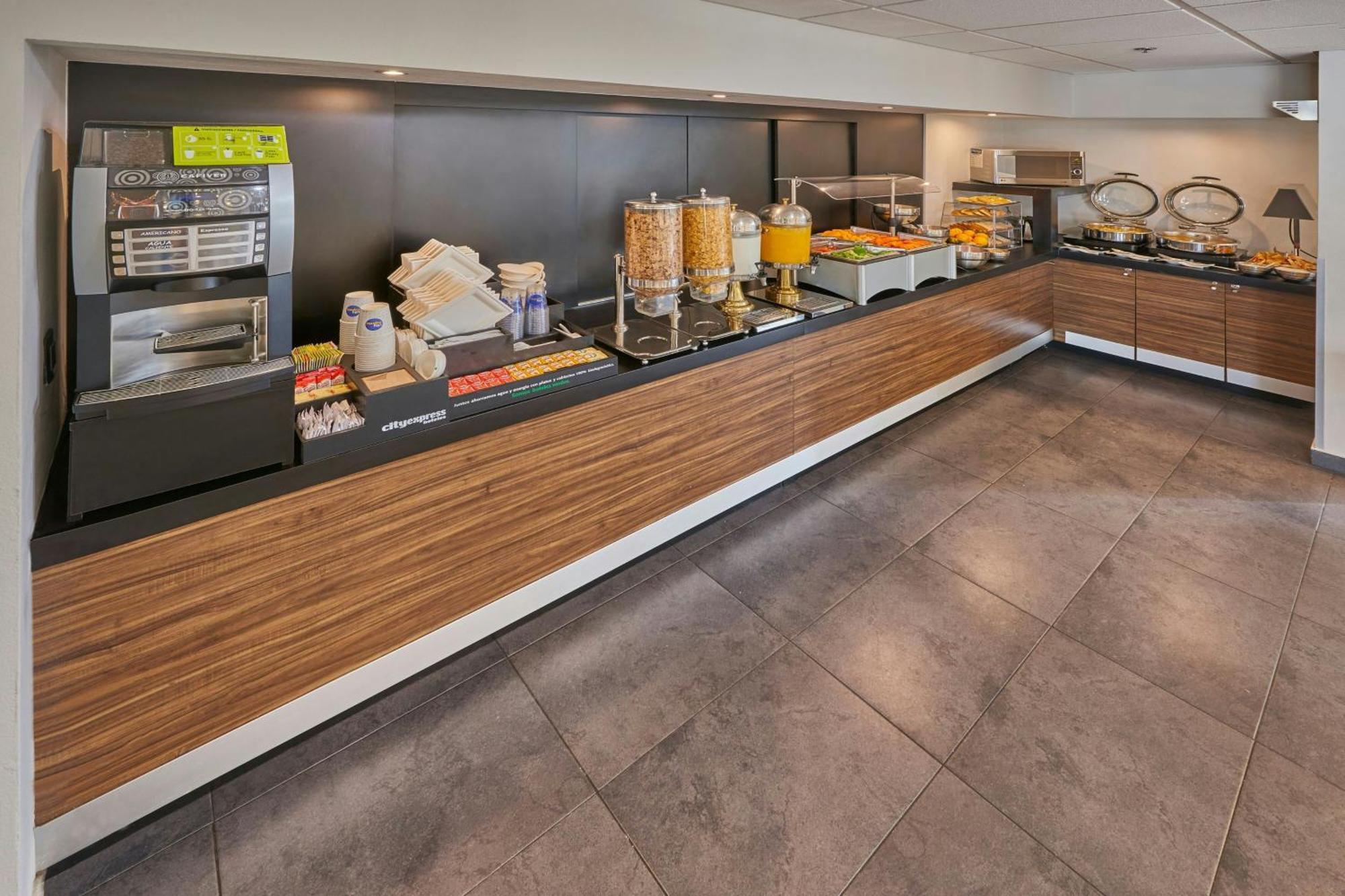 City Express By Marriott Monterrey Norte Exterior foto